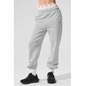 NEW Alo Yoga Unisex Grey Accolade Sweatpant Size S